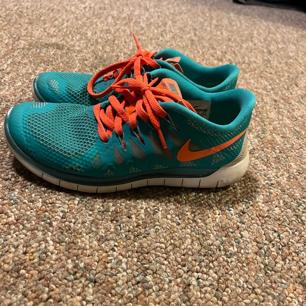 Nike shoes size 7.5